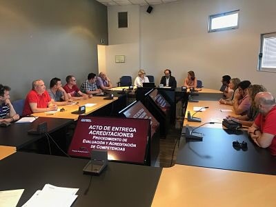 140 trabajadores de 15 empresas ven reconocida oficialmente su experiencia laboral a través de la iniciativa de CEOE Aragón