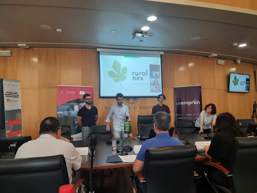 La Universidad de Valencia, Fundación ONCE e Inserta Empleo celebran la sesión final del concurso ‘Pon en marcha tu idea’