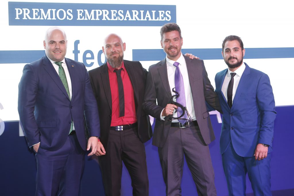 Eurocaja Rural entrega el ‘Premio Joven Empresario’ en la XX edición de los ‘Premios Empresariales San Juan’ de FEDA