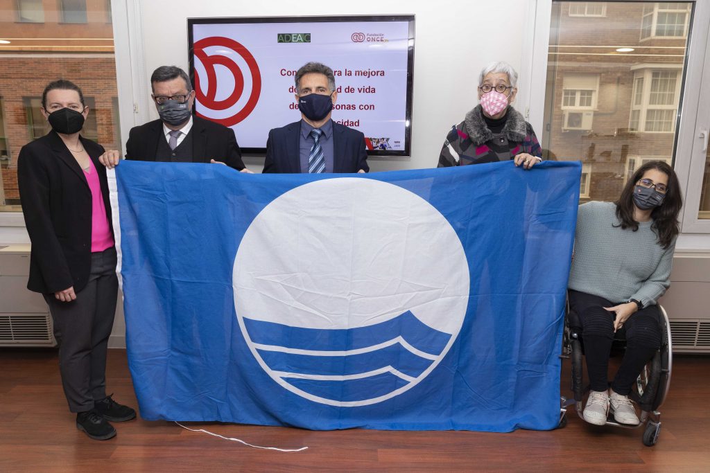 Fundación ONCE formará parte del jurado que concede las banderas azules a las playas españolas